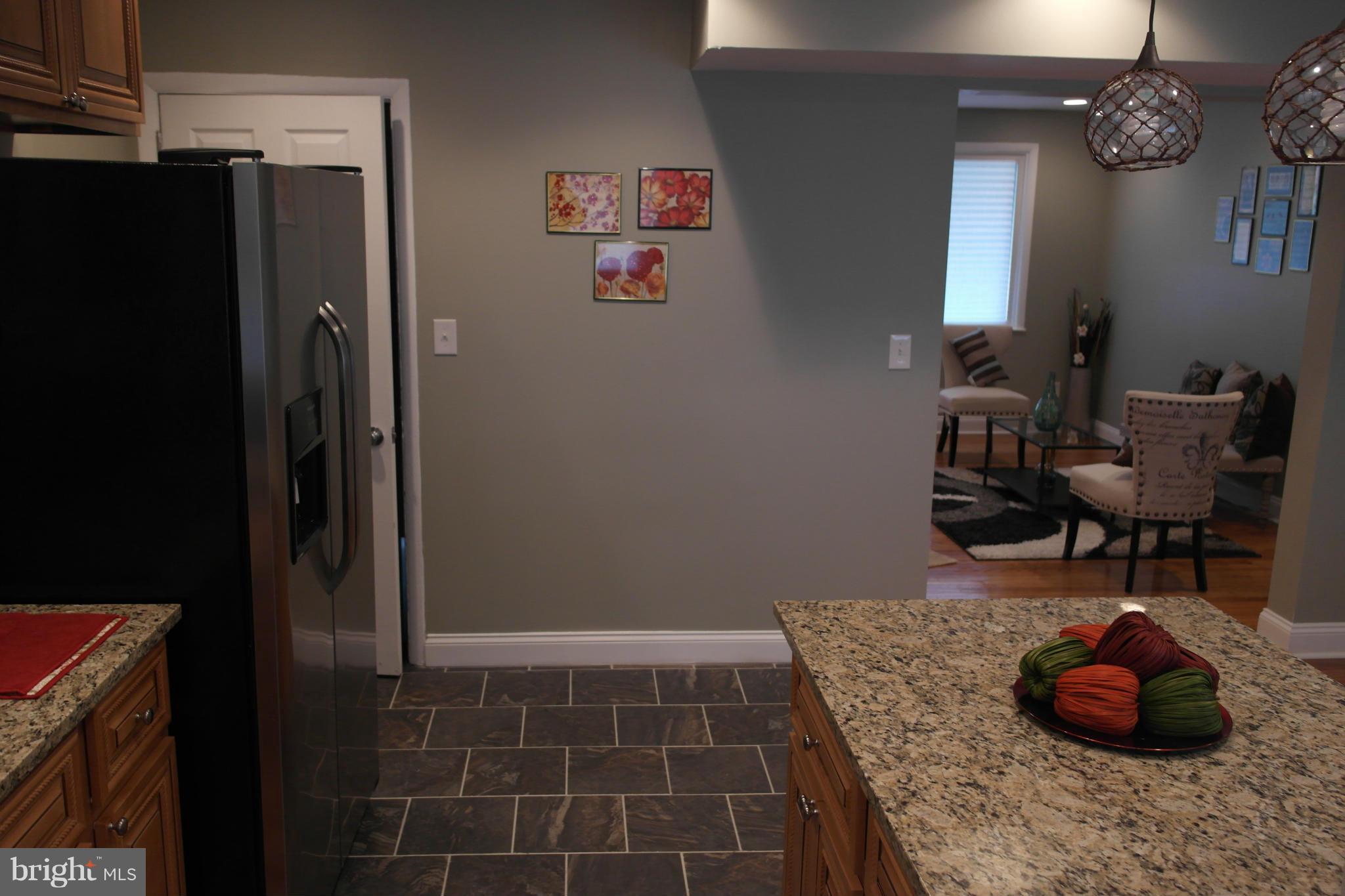 1221 Silverthorne Road Baltimore, MD 21239 - Photo 20 of 28 Kitchen