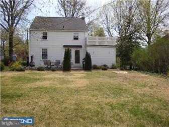 423 Paper Mill Road Oreland, PA 19075 - Photo 7 of 7 Exterior Back