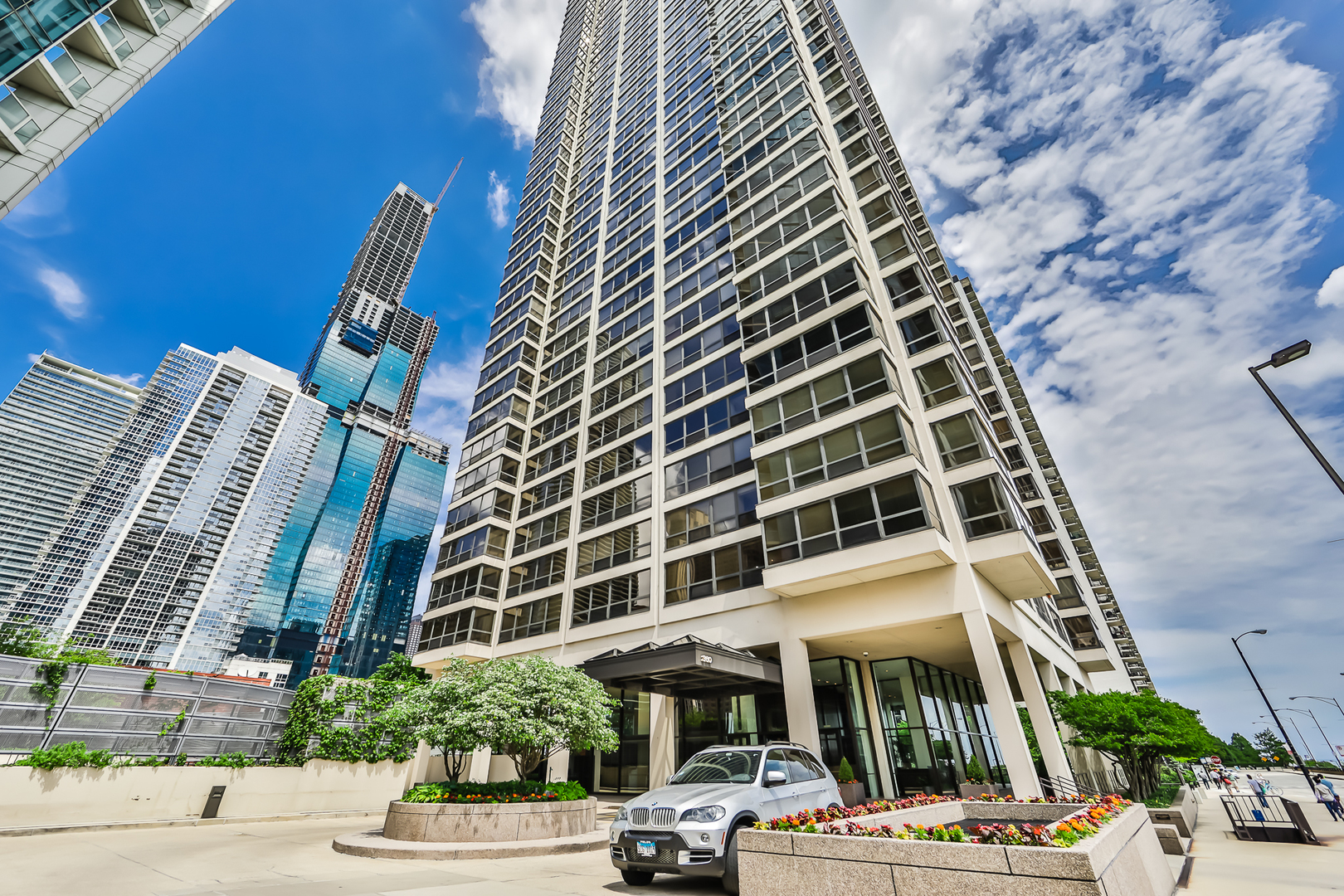 360 East Randolph Street, Unit 4206 Chicago, IL 60601 - Photo 1 of 30