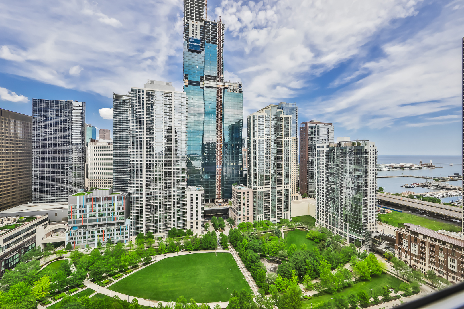 360 East Randolph Street, Unit 4206 Chicago, IL 60601 - Photo 14 of 30