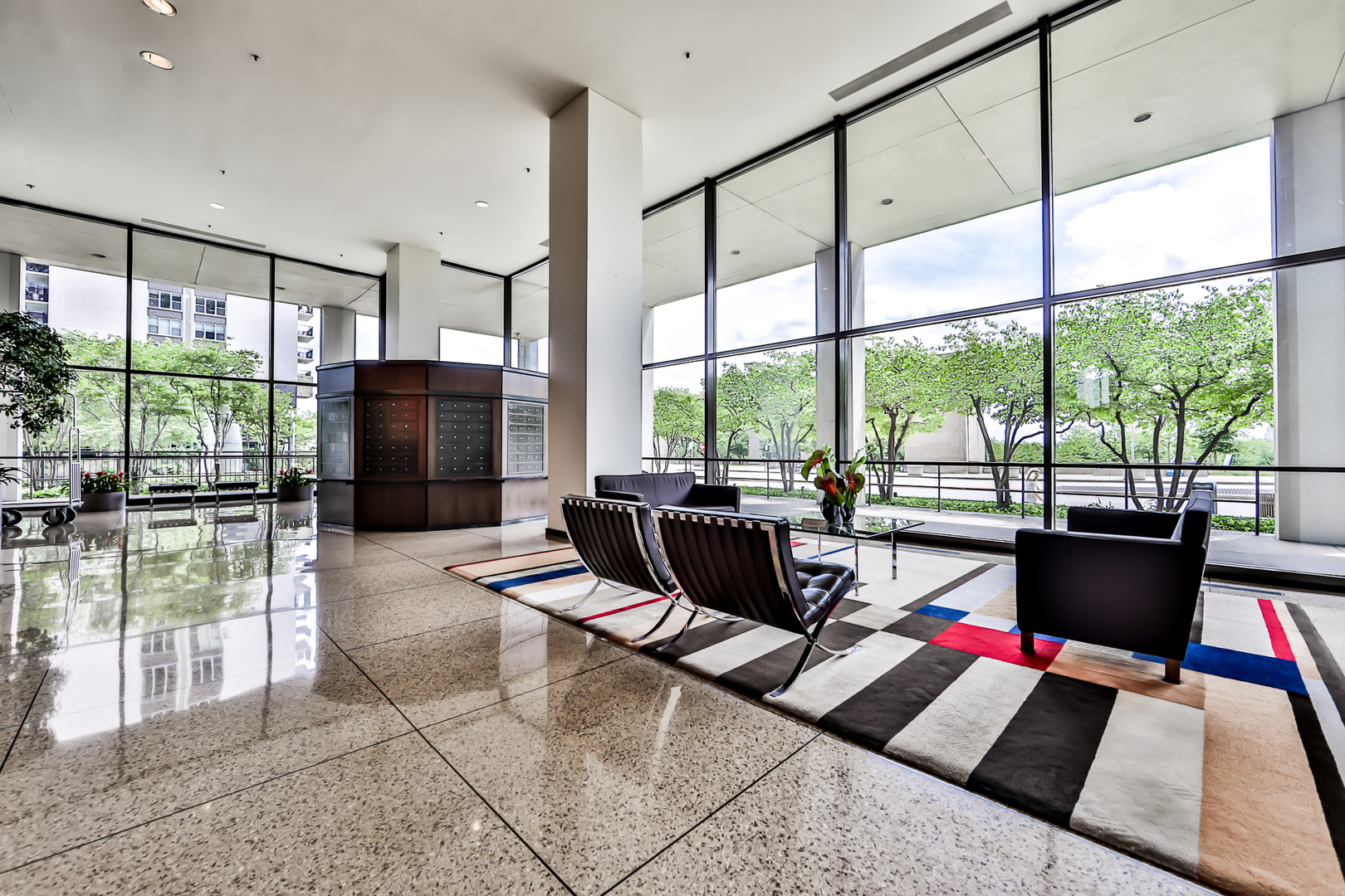 360 East Randolph Street, Unit 4206 Chicago, IL 60601 - Photo 3 of 30