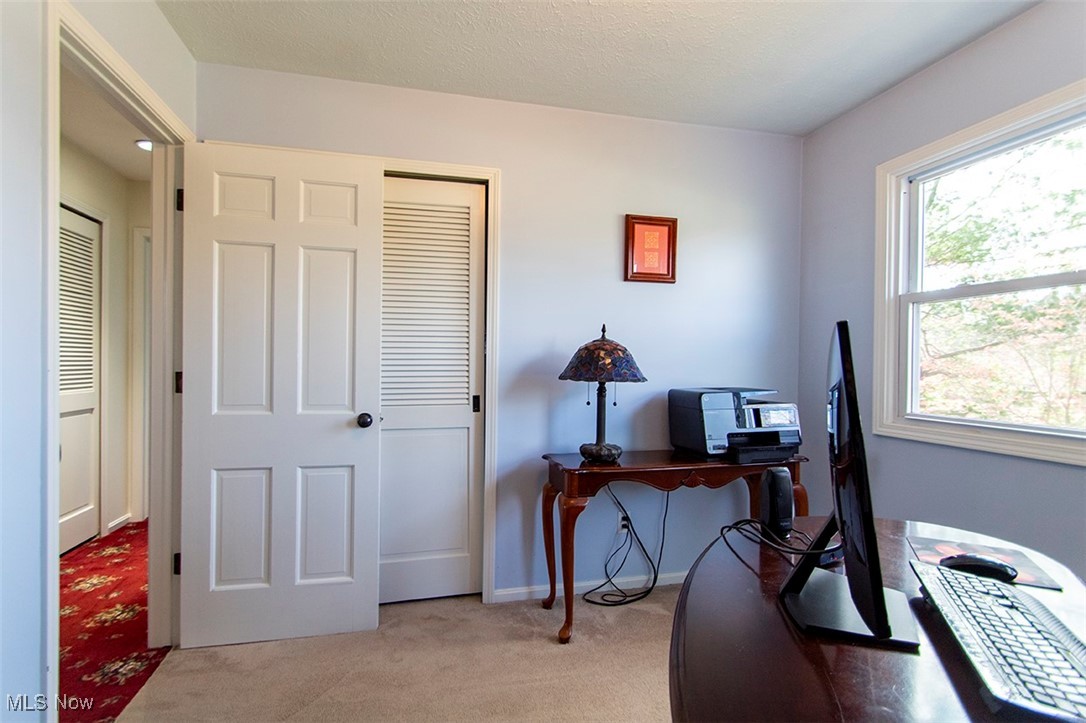 4041 Huffman Road Medina, OH 44256 - Photo 24 of 40 View of carpeted bedroom