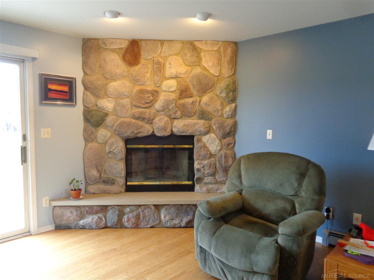 6640 County Farm Road Croswell, MI 48422 - Photo 3 of 35 31339534-2.JPG