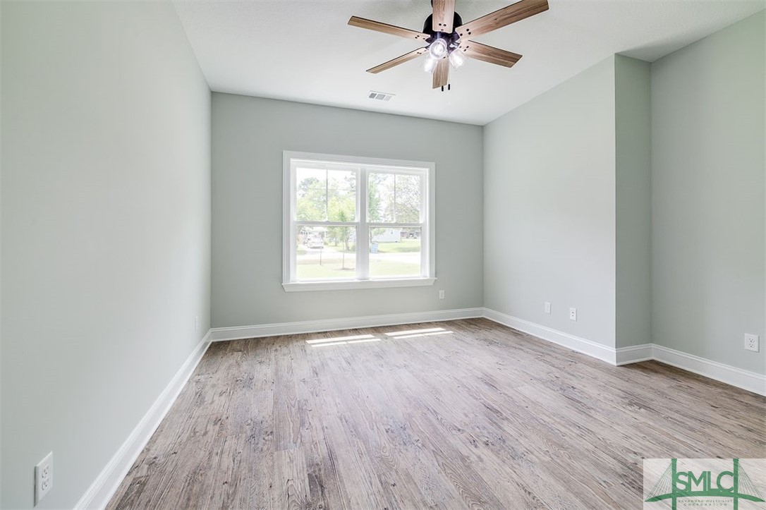 106 Barnwell Avenue Rincon, GA 31326 - Photo 27 of 42 Secondary bedroom
