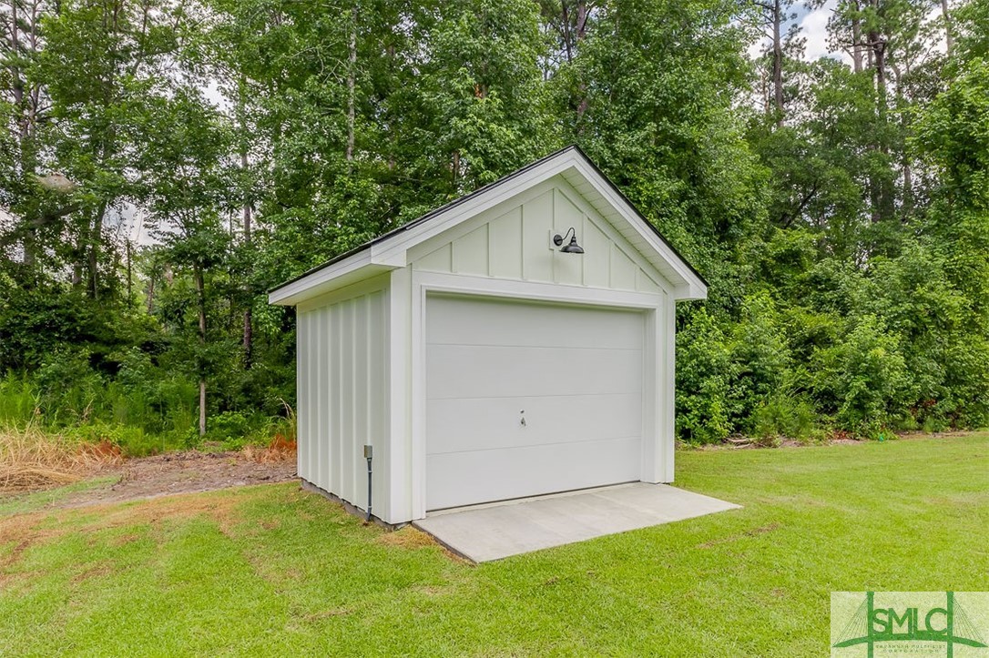 106 Barnwell Avenue Rincon, GA 31326 - Photo 39 of 42 Storage area