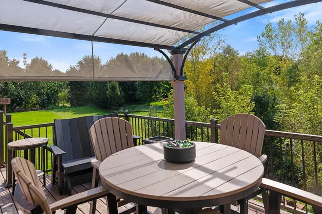 $600,000 | 4050 149th Avenue Northeast, Ham Lake, MN 55304