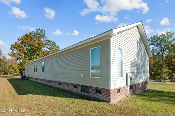 $305,000 | 415 Pineridge Road, Roanoke Rapids, NC 27870