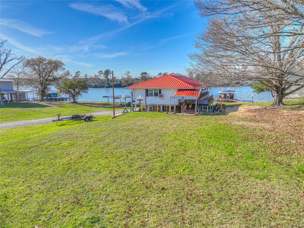 226 Sandy Drive Trinity, TX 75862 - Photo 2 of 39