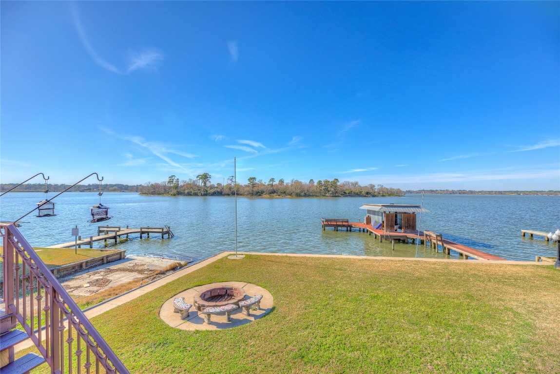 226 Sandy Drive Trinity, TX 75862 - Photo 6 of 39