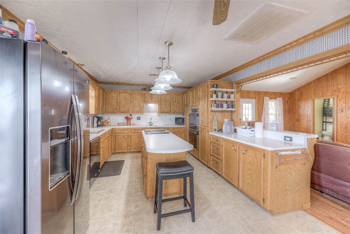 226 Sandy Drive Trinity, TX 75862 - Photo 8 of 39