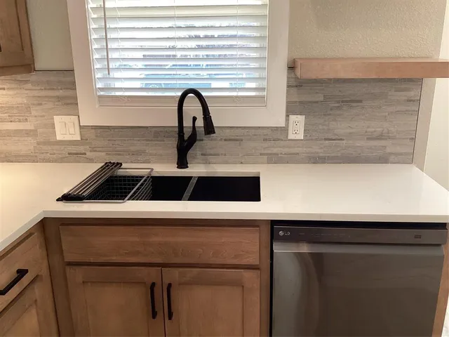 a close view of sink and tap