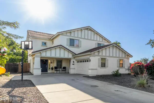 $729,000 | 1111 East Blue Spruce Lane, Gilbert, AZ 85298