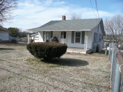 322 Russell Road Rockford, TN 37853 - Photo 1 of 1 Primary Photo