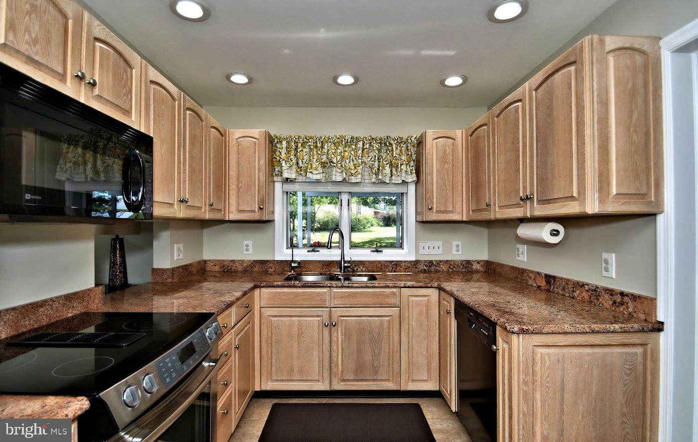 861 Hunsicker Road Telford, PA 18969 - Photo 15 of 65 Gallery Image 15