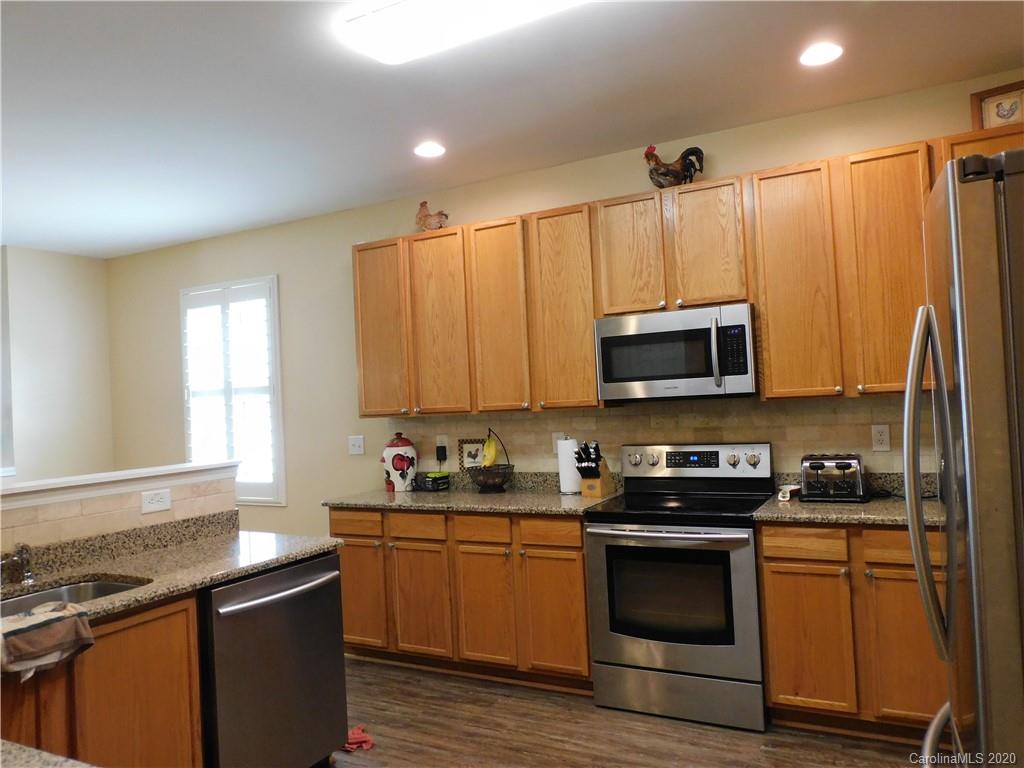 228 Sycamore Creek Road Fort Mill, SC 29708 - Photo 4 of 18
