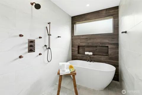 $1,599,000 | 13020 172nd Avenue Southeast, Renton, WA 98059