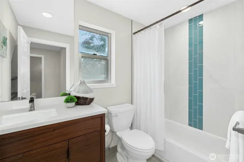 $1,599,000 | 13020 172nd Avenue Southeast, Renton, WA 98059