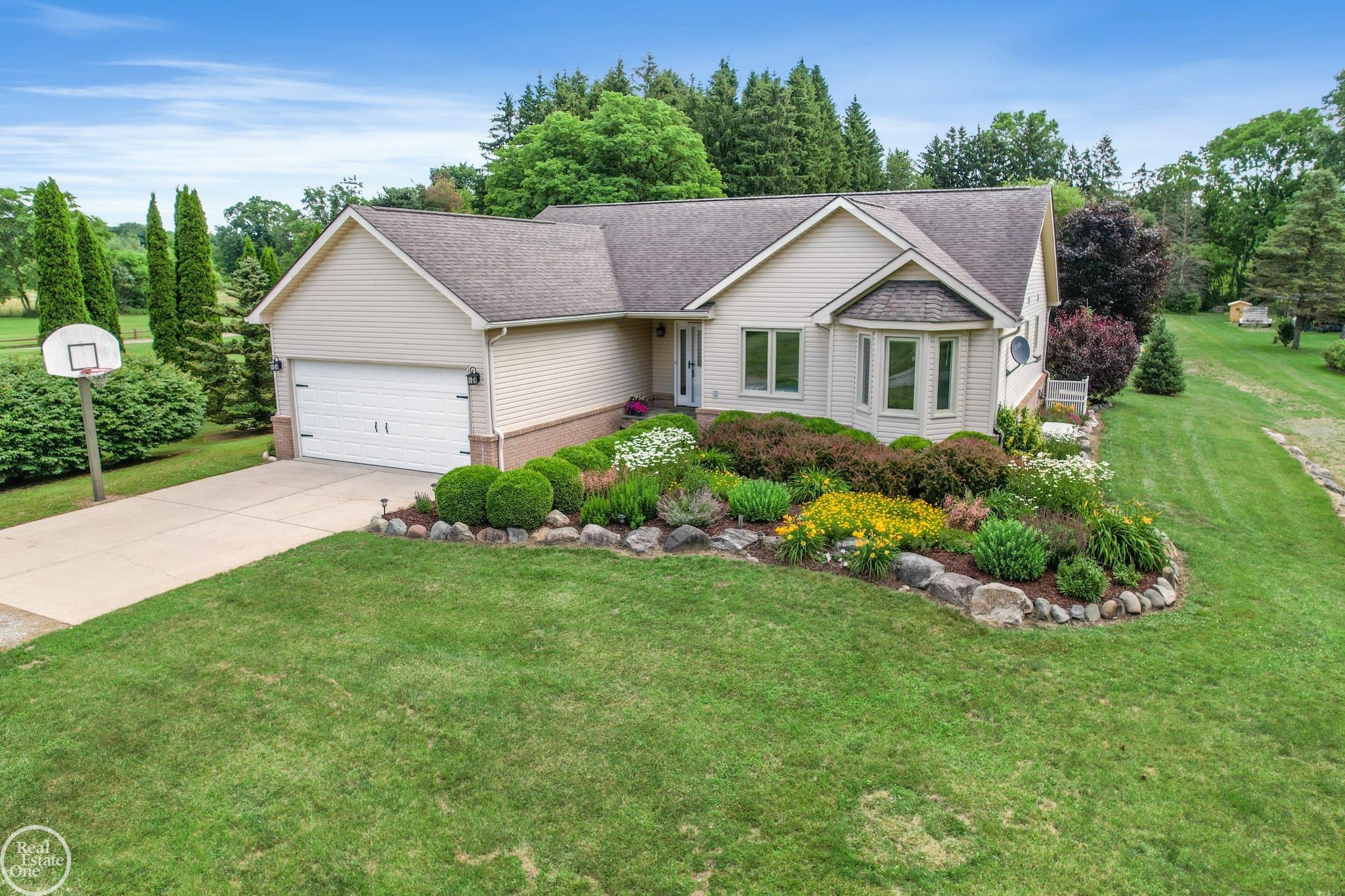 65324 Wolcott Road Ray, MI 48096 - Photo 1 of 36 50146929-a41e2675-3d35-4e65-886a-9e943e9cb77d.JPG