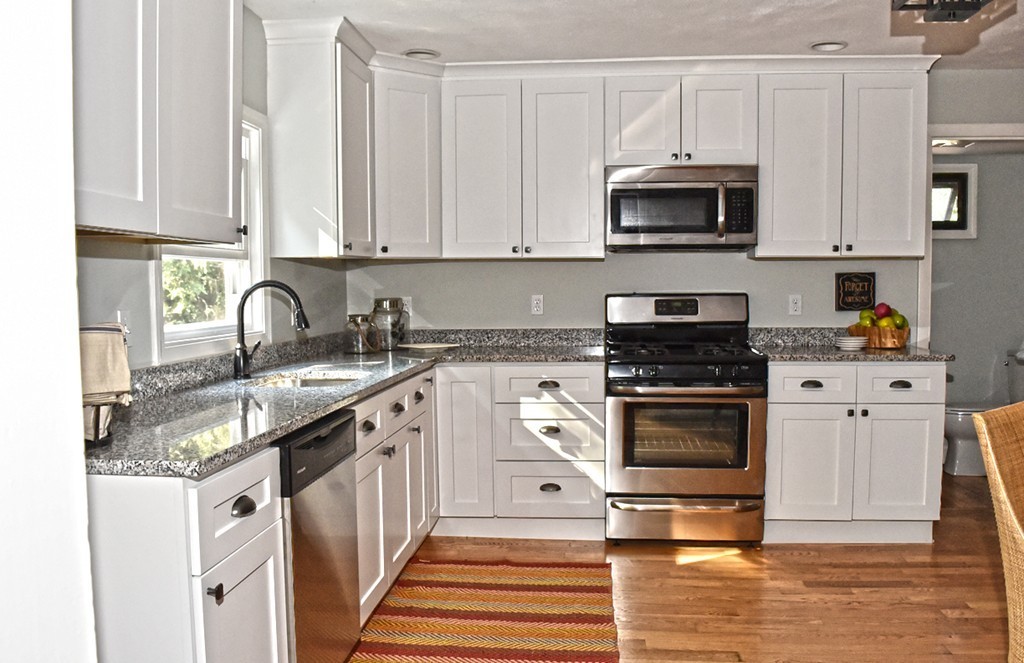 74 Elm Street Andover, MA 01810 - Photo 3 of 14 Gallery Image 3