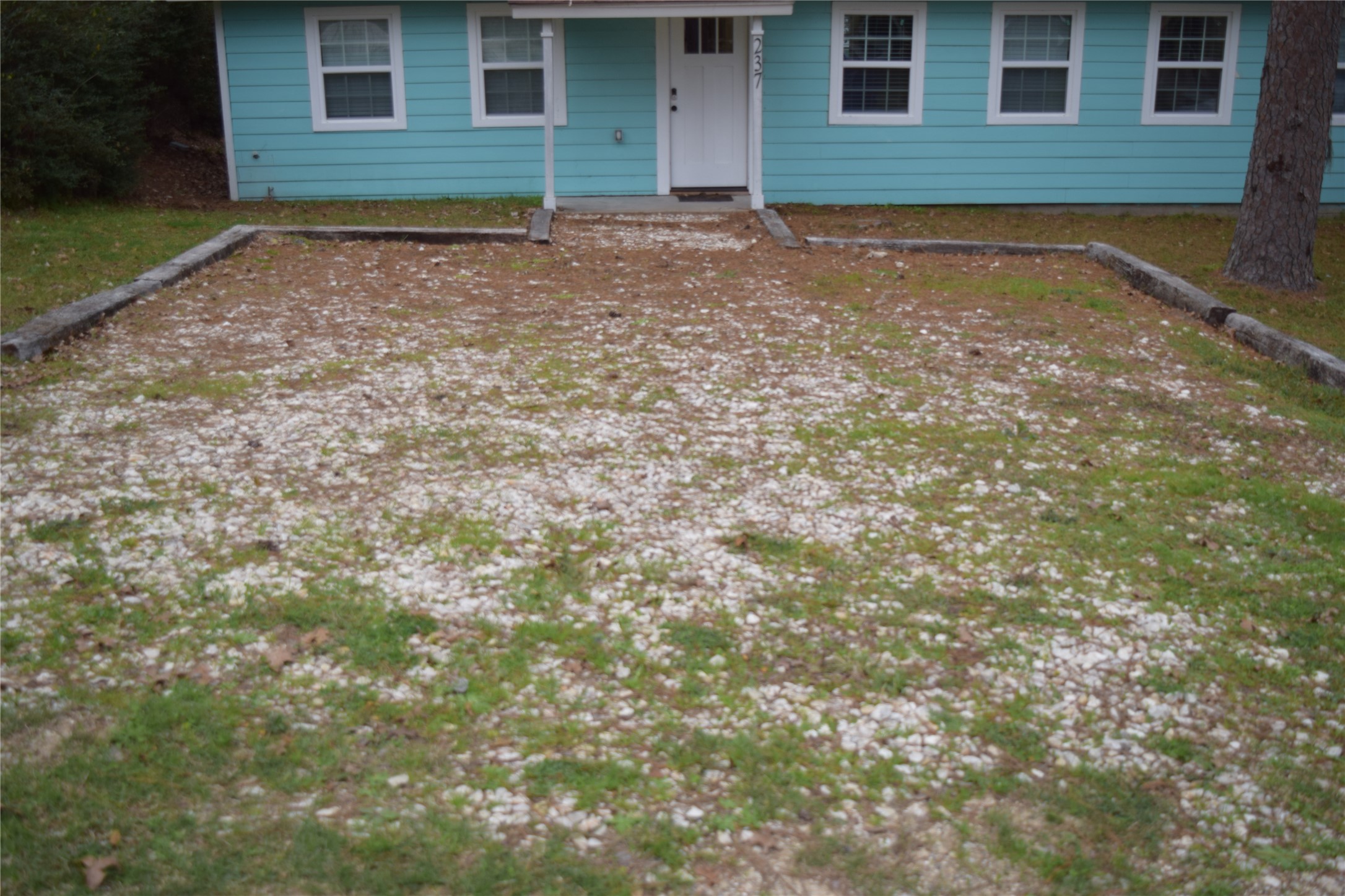 237 Shawnee Drive Onalaska, TX 77360 - Photo 31 of 32 a view of outdoor space and yard