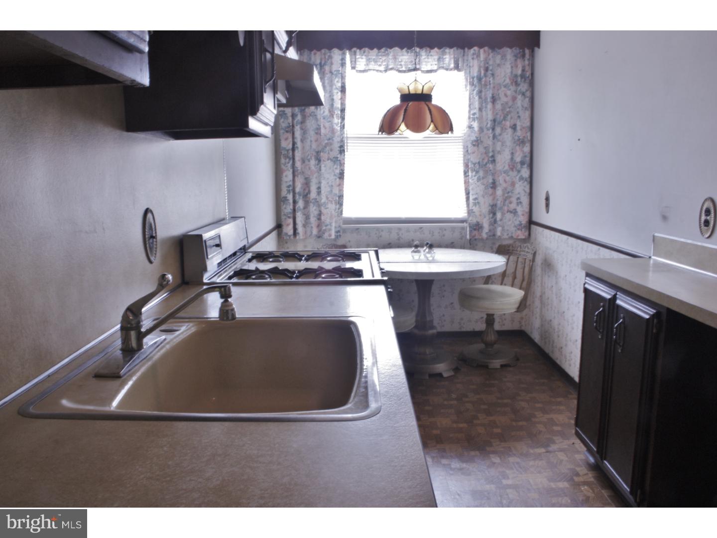 2832 Fanshawe Street Philadelphia, PA 19149 - Photo 6 of 13 Gallery Image 6
