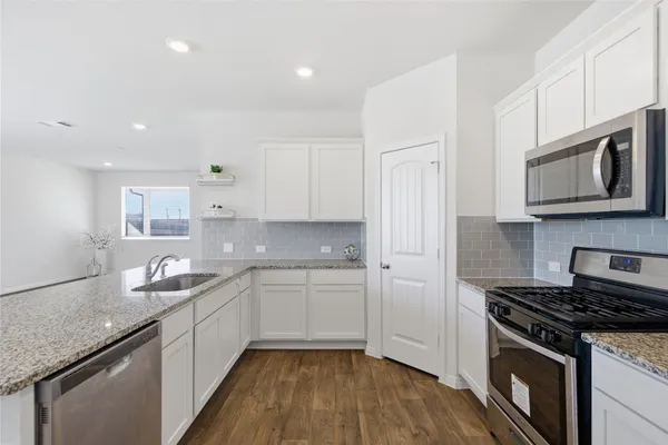 $2,000 | 801 Cade Cove, Georgetown, TX 78626