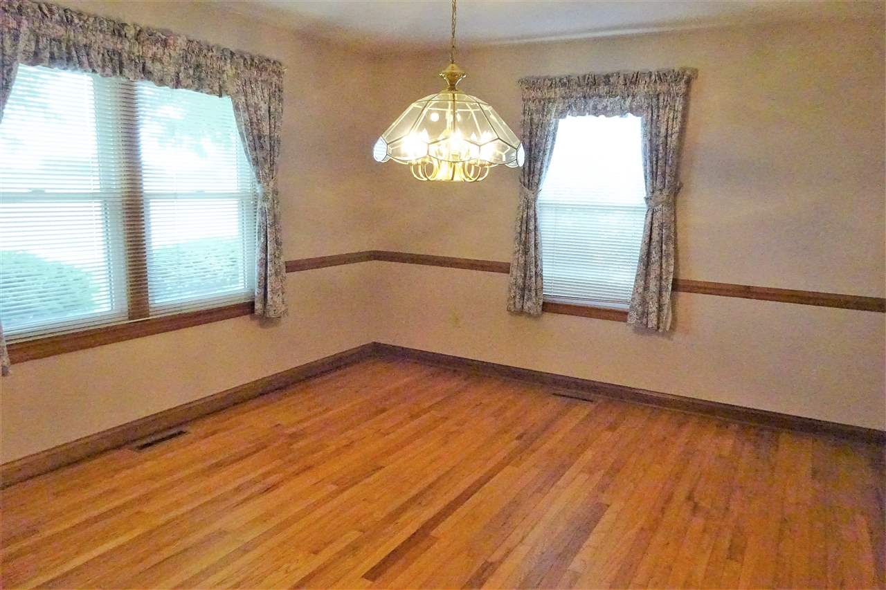 1776 West 400 South Rochester, IN 46975 - Photo 9 of 35