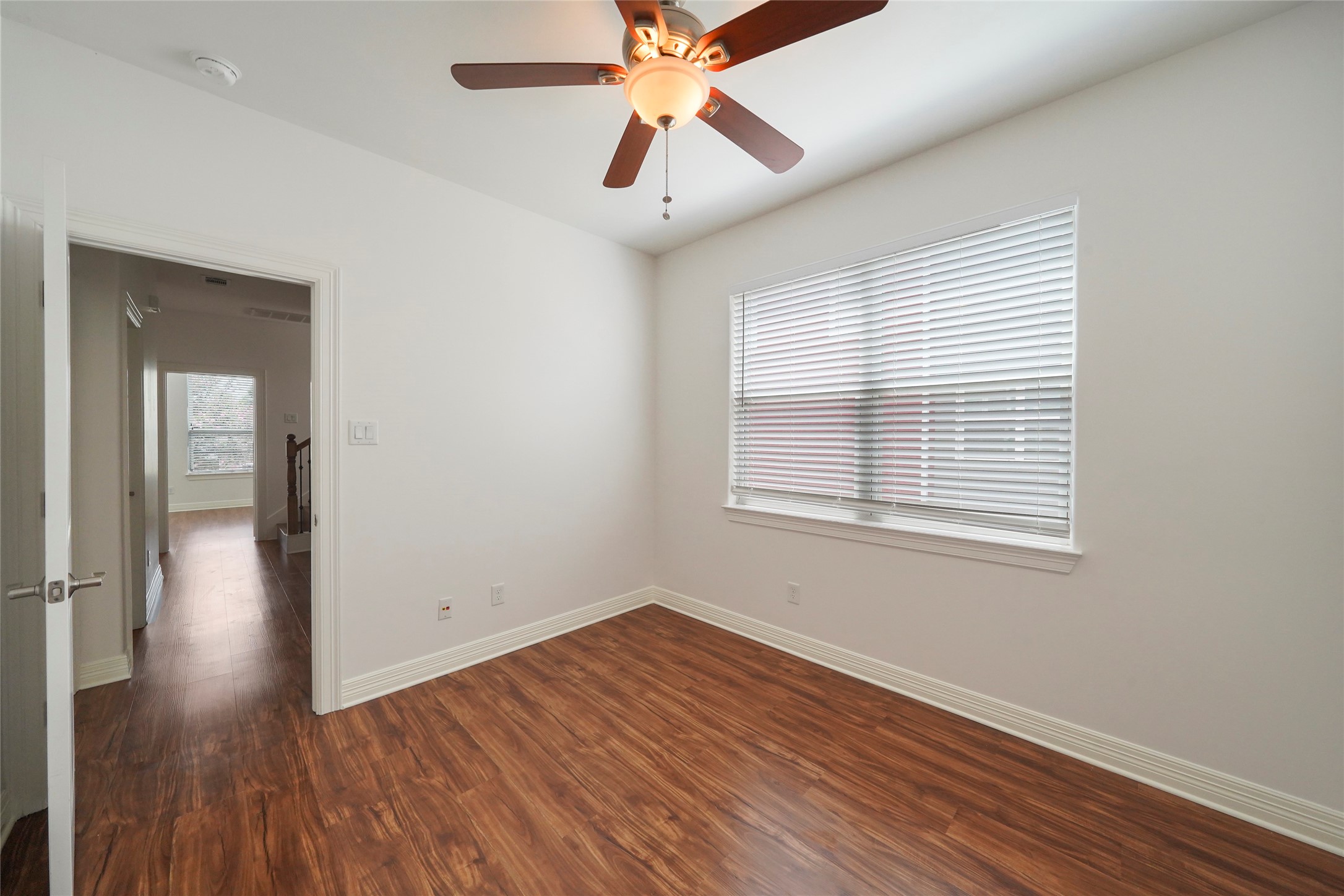 724 Link Road Houston, TX 77009 - Photo 15 of 20 One of two additional bedrooms
located on the second floor.