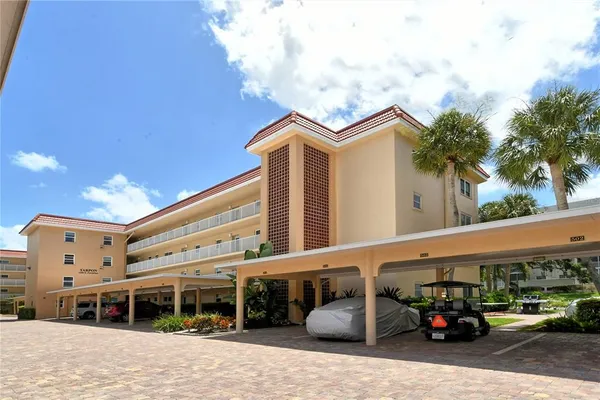 $649,000 | 1350 North Portofino Drive, Unit 402, Sarasota, FL 34242