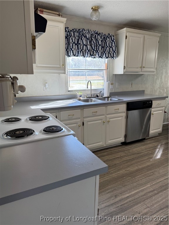 3082 Alamac Road Lumberton, NC 28358 - Photo 16 of 30 a kitchen with a stove a sink and a microwave