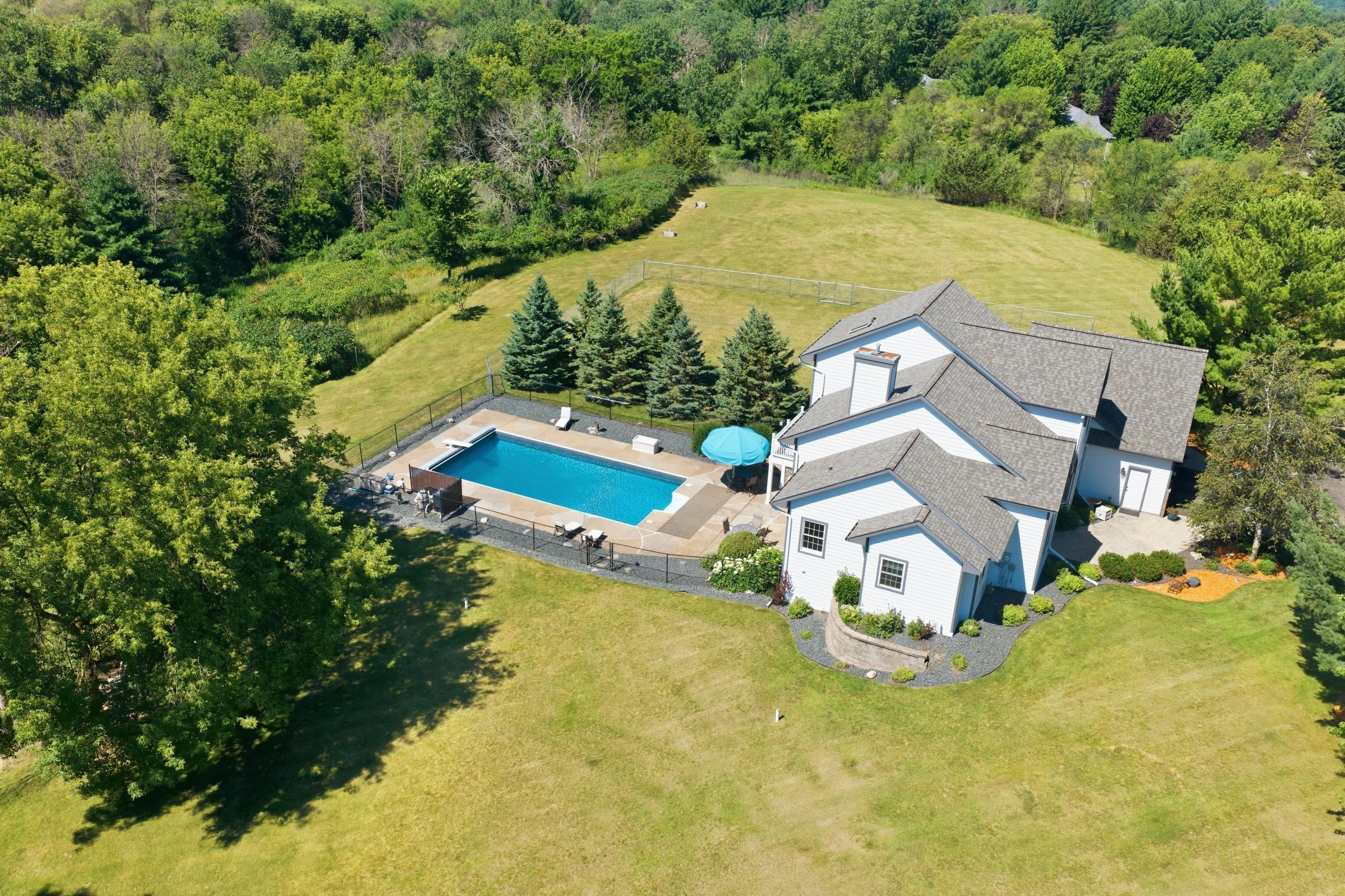 923 Cloverleaf Circle Hudson, WI 54016 - Photo 53 of 60