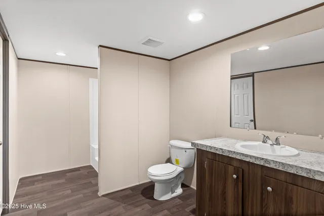 $249,900 | 120 Northwest 1st Street, Teachey, NC 28464