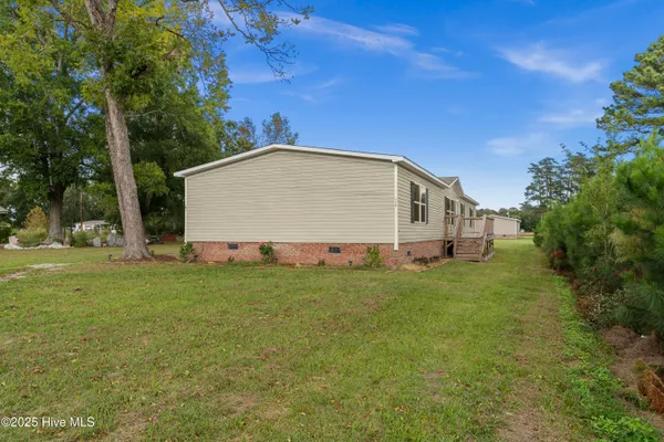 $249,900 | 120 Northwest 1st Street, Teachey, NC 28464