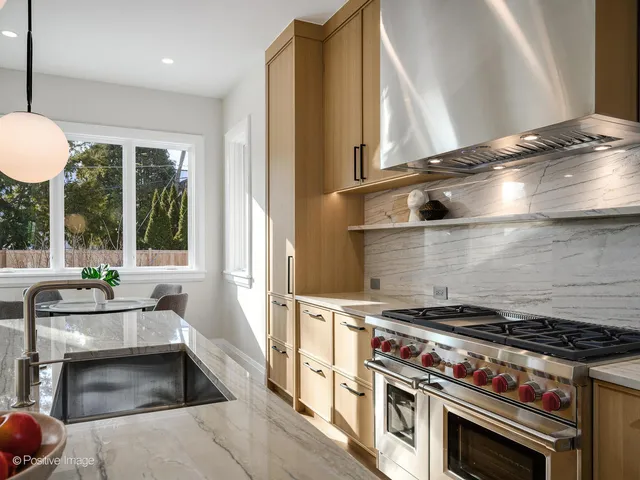 $2,399,000 | 1917 Washington Avenue, Wilmette, IL 60091