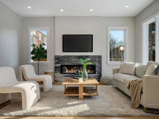 $2,399,000 | 1917 Washington Avenue, Wilmette, IL 60091