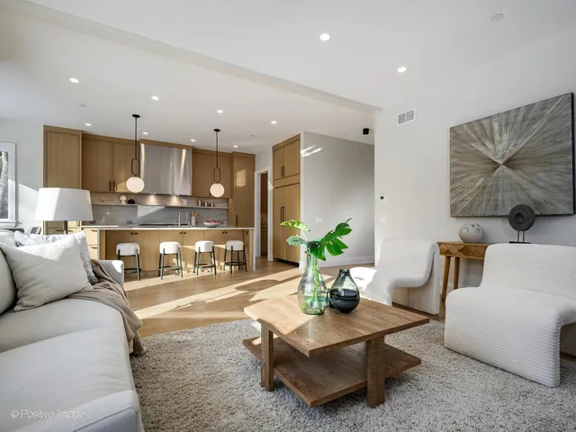 $2,399,000 | 1917 Washington Avenue, Wilmette, IL 60091