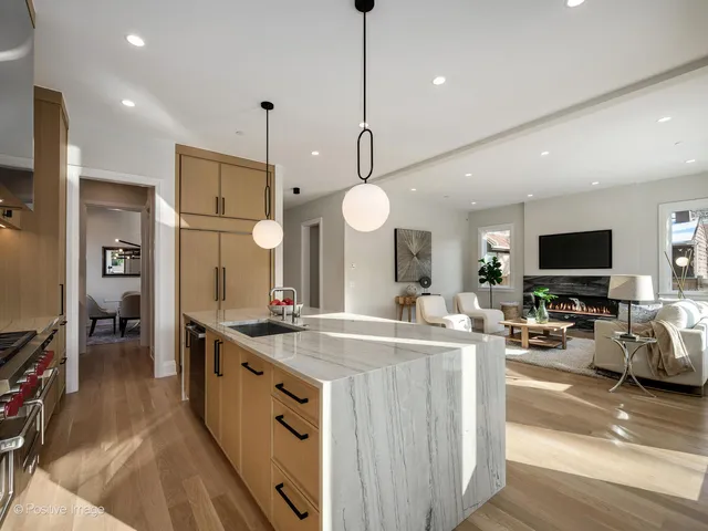 $2,399,000 | 1917 Washington Avenue, Wilmette, IL 60091