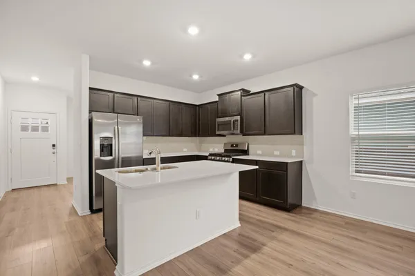 $379,990 | 201 Mendoza, Kyle, TX 78640