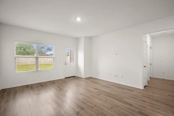 $379,990 | 201 Mendoza, Kyle, TX 78640