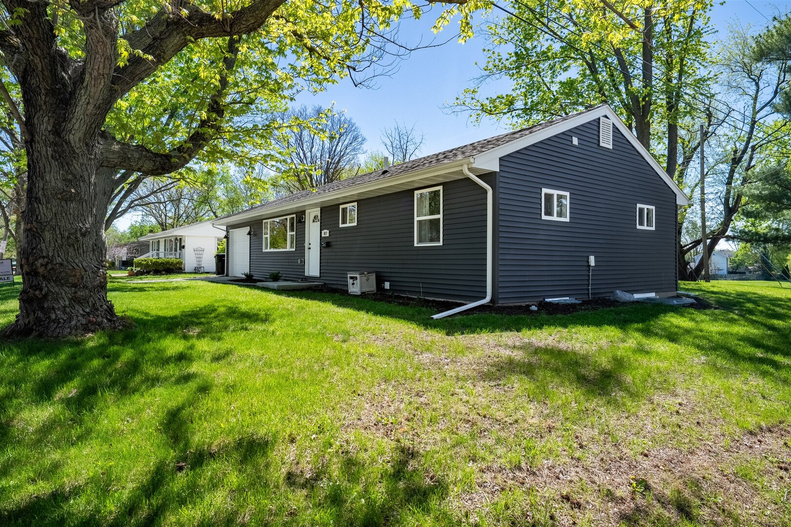 817 Bryan Street Normal, IL 61761 - Photo 4 of 28