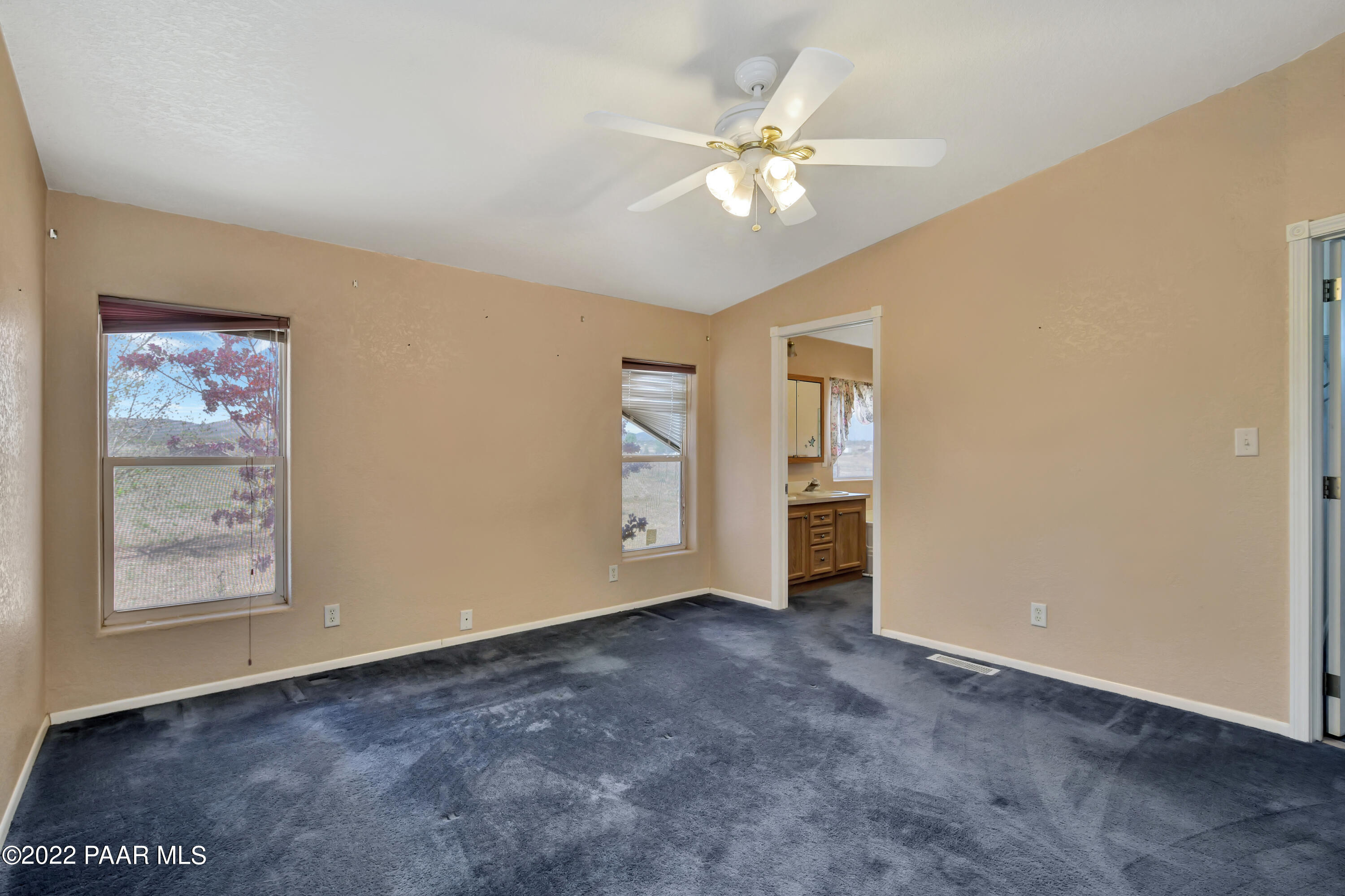 1555 Kings Court Road Paulden, AZ 86334 - Photo 16 of 32 DSC_8896