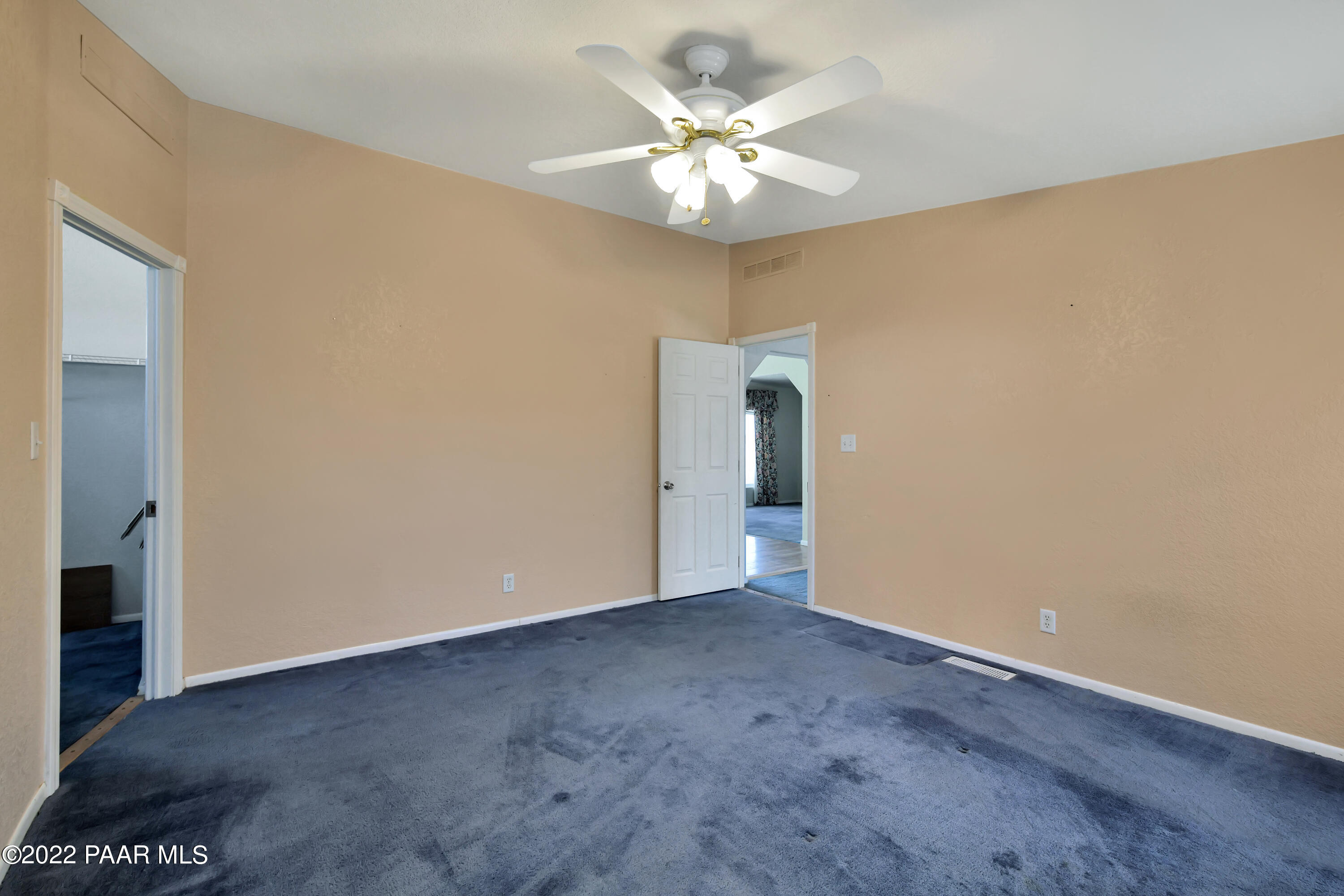1555 Kings Court Road Paulden, AZ 86334 - Photo 17 of 32 DSC_8898