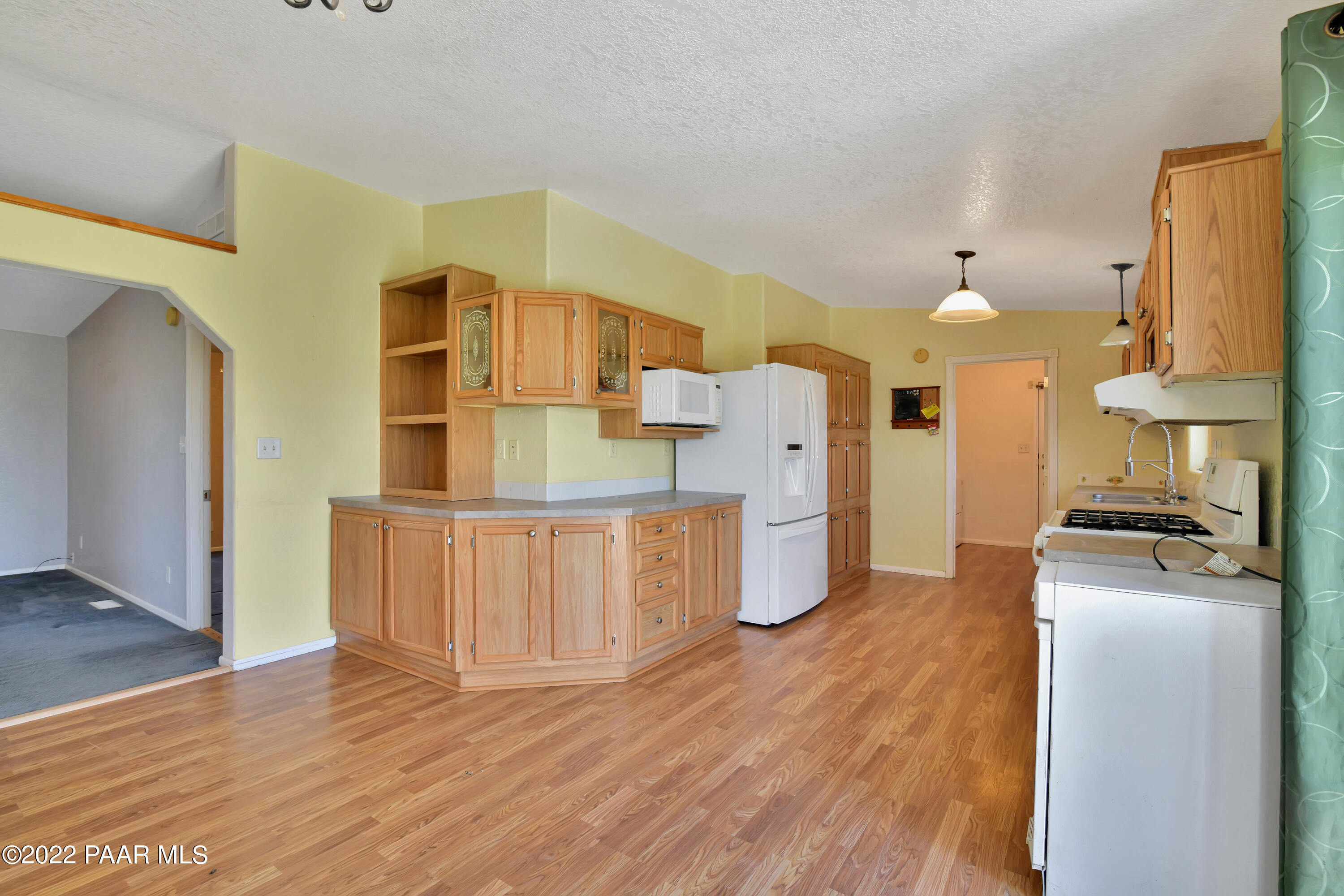 1555 Kings Court Road Paulden, AZ 86334 - Photo 10 of 32 DSC_8888