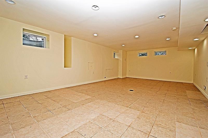 104 Conover Road Pittsburgh, PA 15208 - Photo 13 of 14 Gallery Image 13