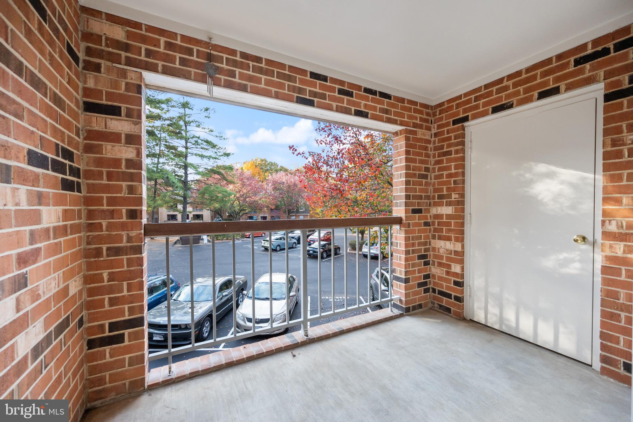 5819 Cove Landing Road, Unit 301 Burke, VA 22015 - Photo 12 of 30