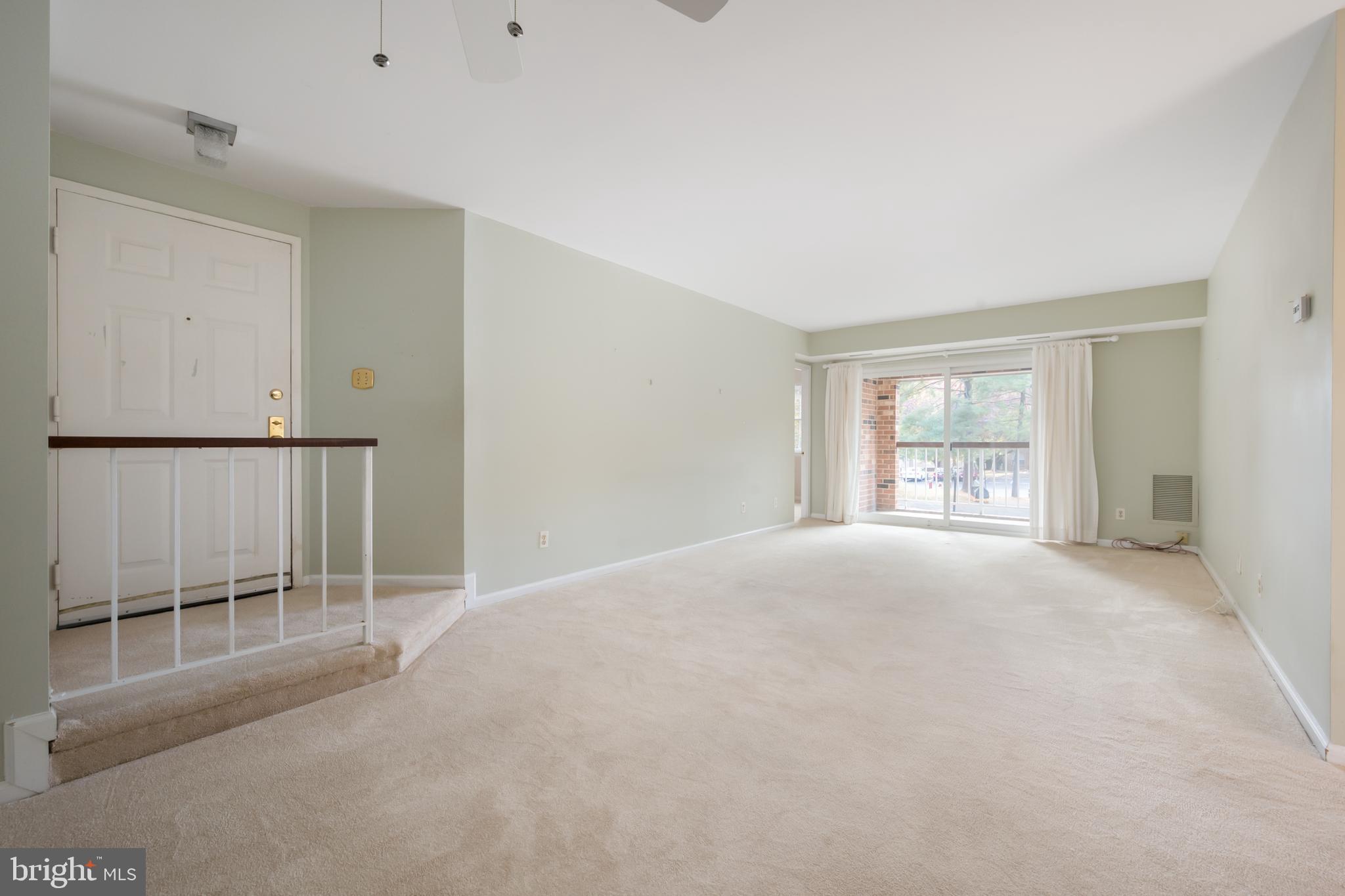 5819 Cove Landing Road, Unit 301 Burke, VA 22015 - Photo 3 of 30