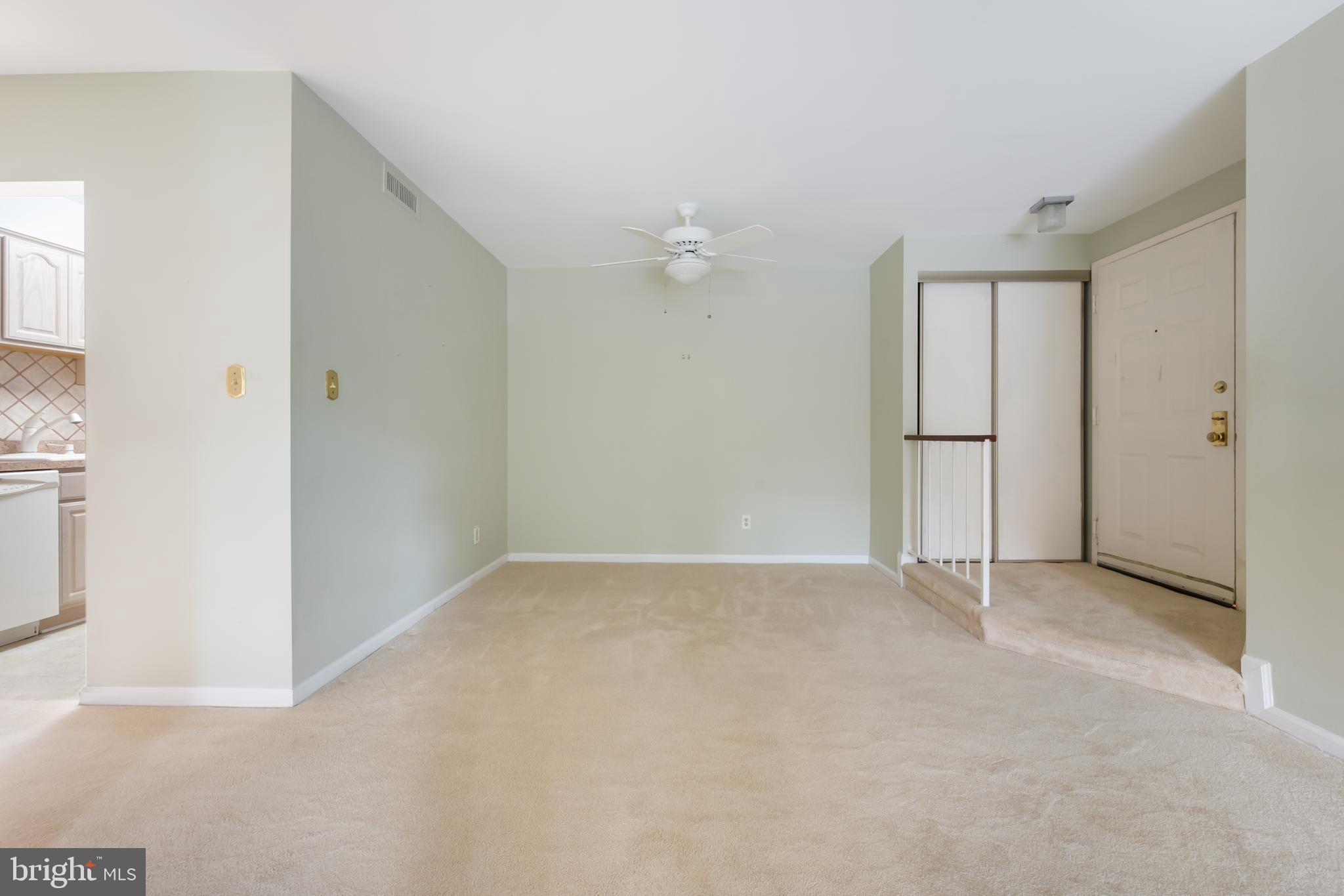 5819 Cove Landing Road, Unit 301 Burke, VA 22015 - Photo 6 of 30