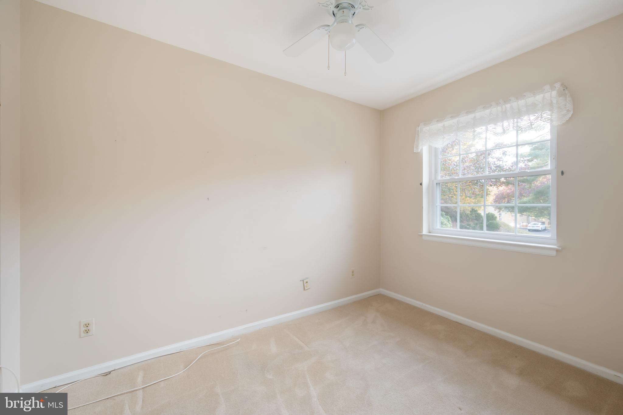 5819 Cove Landing Road, Unit 301 Burke, VA 22015 - Photo 8 of 30