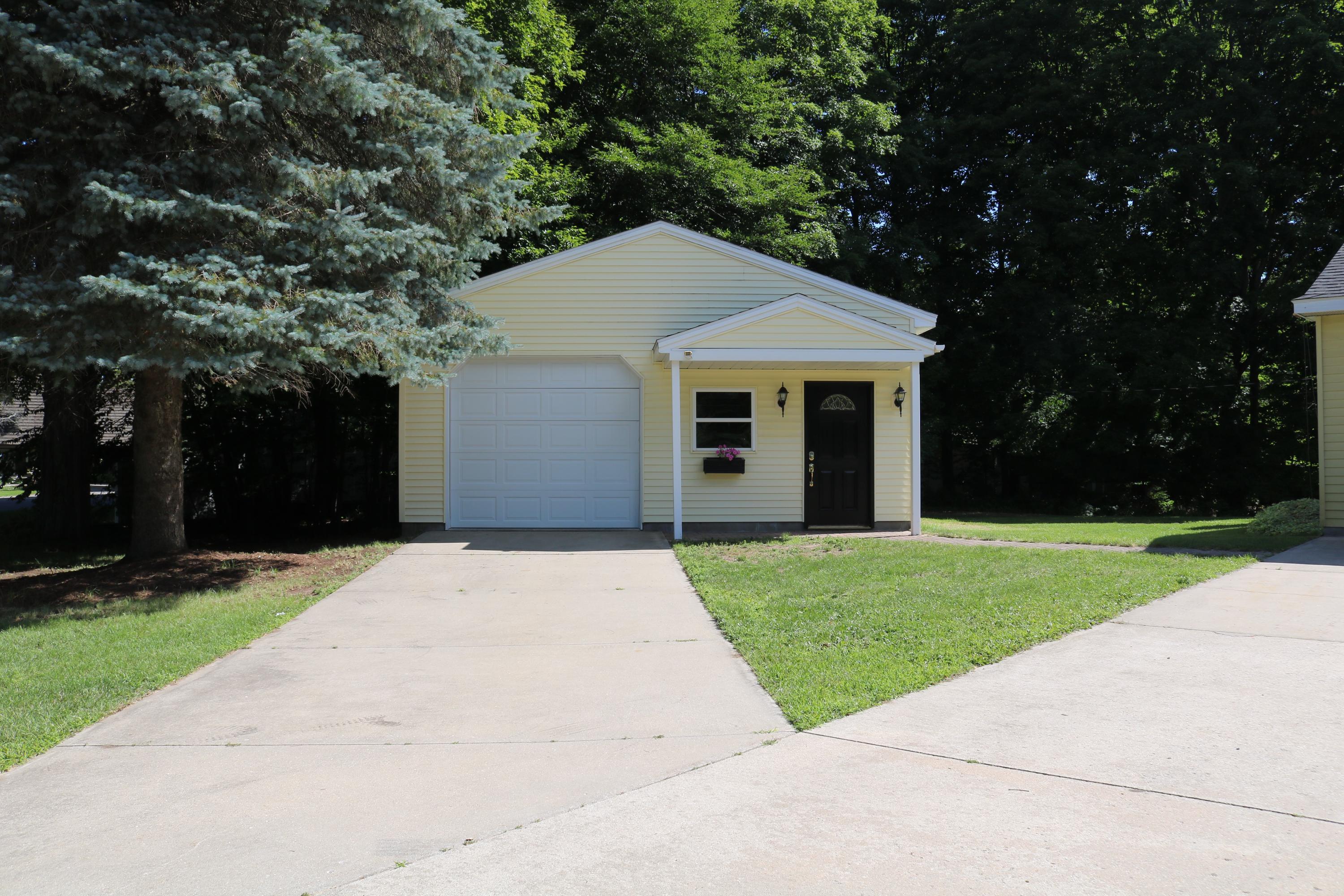 357 Pray Road Gaylord, MI 49735 - Photo 4 of 52 Gallery Image 4