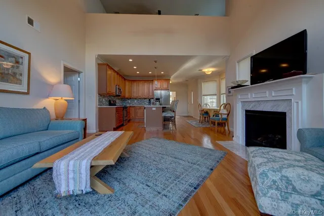 $850,000 | 12 Wolfe Circle, West Nyack, NY 10994